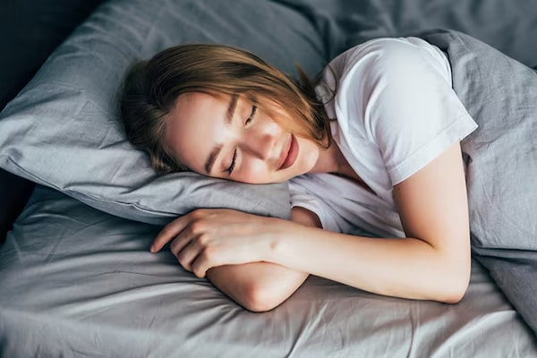 نحوه خوابیدن بعد ازعمل لابیاپلاستی چگونه باید باشد؟